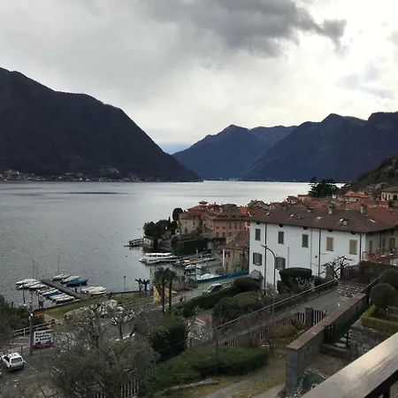 Big With View And Three Bedrooms Apartamento Sala Comacina