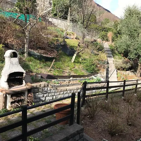 Big With View And Three Bedrooms Apartament Sala Comacina