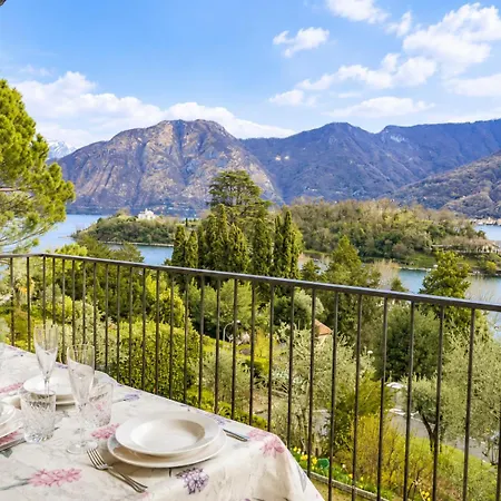 Big With View And Three Bedrooms Apartmán *