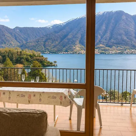 Apartmán Big With View And Three Bedrooms *