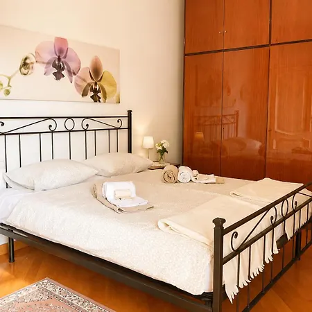 Big With View And Three Bedrooms
