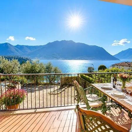 Appartamento With Stunning View *