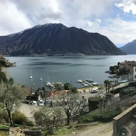 Big With View And Three Bedrooms Appartement