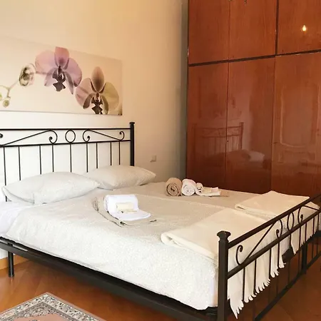 Apartment Big With View And Three Bedrooms