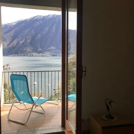 Big With View And Three Bedrooms * Sala Comacina