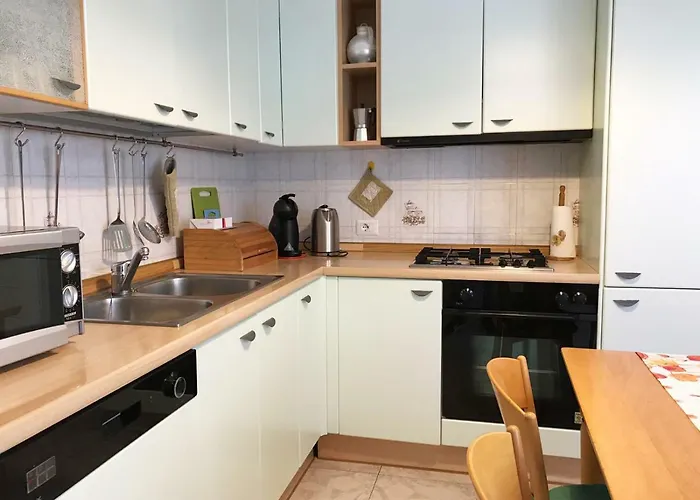 Big With View And Three Bedrooms