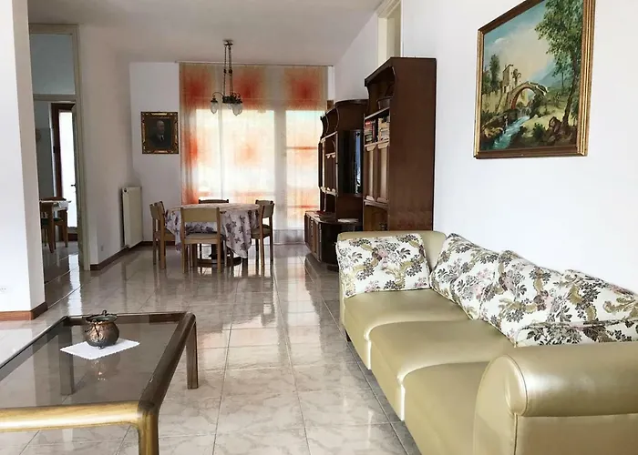 公寓 Big With View And Three Bedrooms